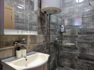 Apartmani Maja