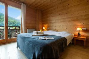 Apt La Sauvageonne in Servoz Balcony & Mountain views - Happy Rentals