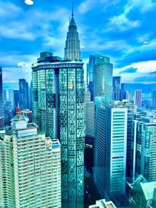Vortex suites klcc by petronas tower view