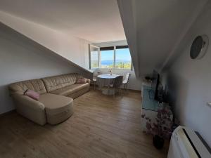 Apartment Olive with wonderful sea view - 5 min to beach