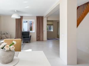 Art House- dom z dużym ogrodem