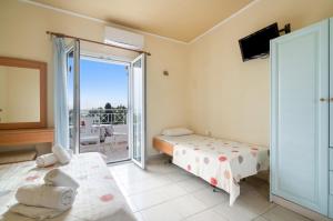 Helena Inn Kefalonia