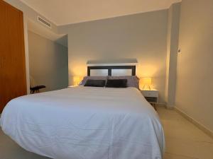 Atico con terraza y vistas en llandels