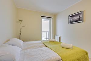 Beautiful Seaside View Apartments - 4 Oceans Premium