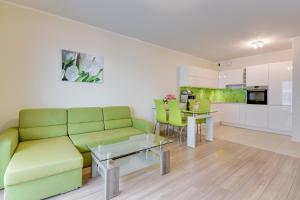 Beautiful Seaside View Apartments - 4 Oceans Premium