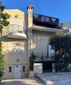 Artemida Beach House