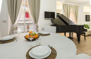 Martini House Apt Reserved Parking - Near Ortigia