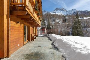 Chalet de La Poya