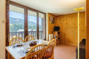 View Sur Arly E10 - Happy Rentals