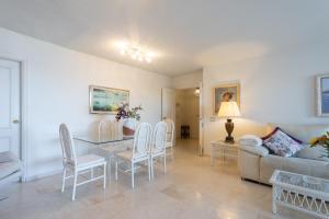 Apartment with Swimming-pool