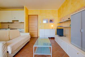 Azzurro Apartment