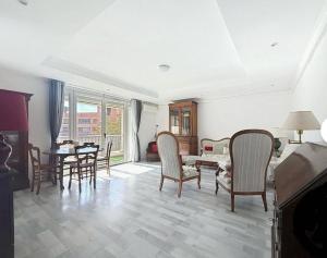 Loue appart 2 ch 67 M2 sud St Aygulf 400 M plage