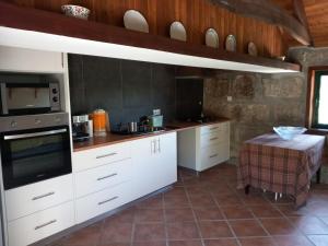 Casa de Andrães - Glicíneas
