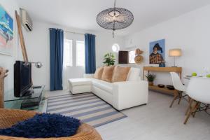Beach And Mountain Apartment