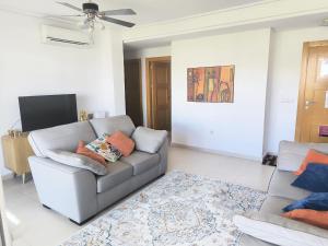 First Floor Apartment Near The Town Centre - AA511LT