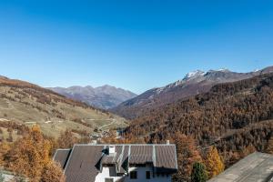 Wolf & Deer Apartment Ski-In Ski-Out 250m - Happy Rentals