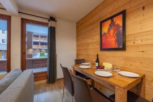 lOurs Bleu B01 - Ski in Ski out - Happy Rentals