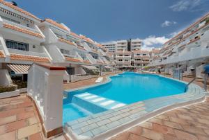 Ocean Breeze Penthouse Las Floritas