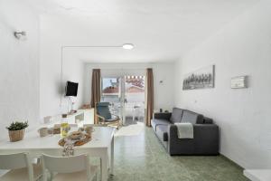 Ocean Breeze Penthouse Las Floritas