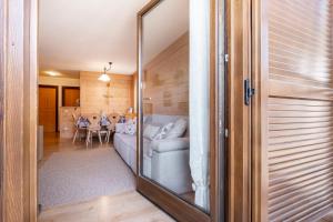 Trilocale alpino a Carano, 5 posti, vicino piste