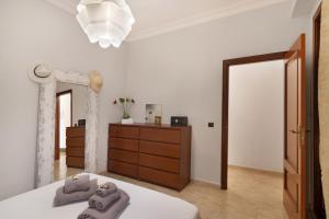 Next To Las Canteras Beach Charming