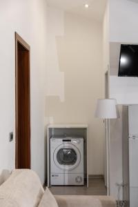 S T apartment