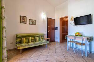 Attico vista mare Borgo La Palma 16