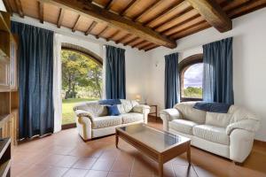 Podere Beccalorzo con piscina