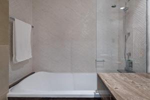 Prime 2BR in Damac Heights Marina