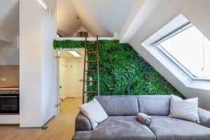 Hue Space Air