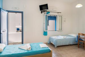 Studios Ninemia Serifos 3