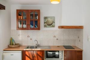 Sunrock Suites - Villa Margarita