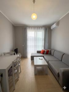 Radhima Beach Apartments