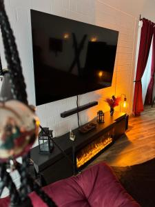 Red Silence - Premium Suite - Fsk18