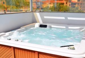 5-bedroom Villa in Playa del Duque