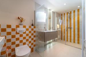 Luxury Stay with Guest House - Pool - Gym & Sauna