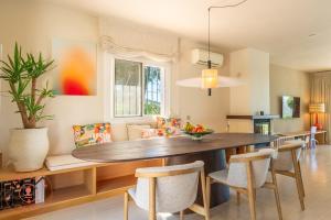 Luxury Stay with Guest House - Pool - Gym & Sauna