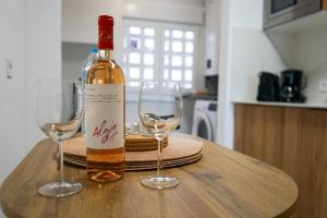 Apartamento moderno de 2 hab con vistas al mar