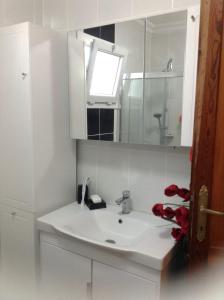 Cesme Pet Friendly Villa Near Beach with Garden