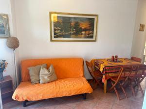 Residence The Golden Sunrise with Pool