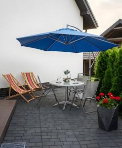 Słoneczny Domek w Łazach - 300 m od plaży, ogród, grill, parking