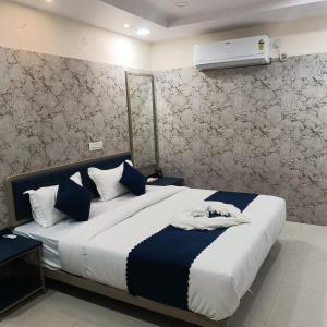 PAL Hotels Triluxe Business Hotel