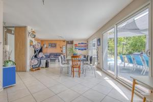 Familiale sur 3000m2 avec piscine