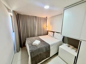 Amaranth Beach Class - MH