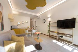 Gemhouse Ambra garda lake