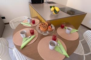 Gemhouse Ambra garda lake