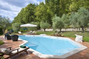 Casale degli Ulivi 8&2 by Marche Holiday Villas