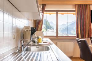 Hotel Residence Gardena Alps 300