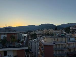 Stylish Ligurian Apartment - Mountain View - Near Sea