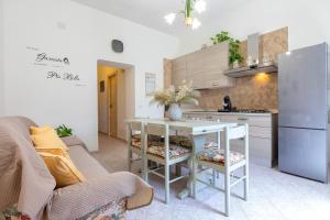 Viviana's Holiday Home